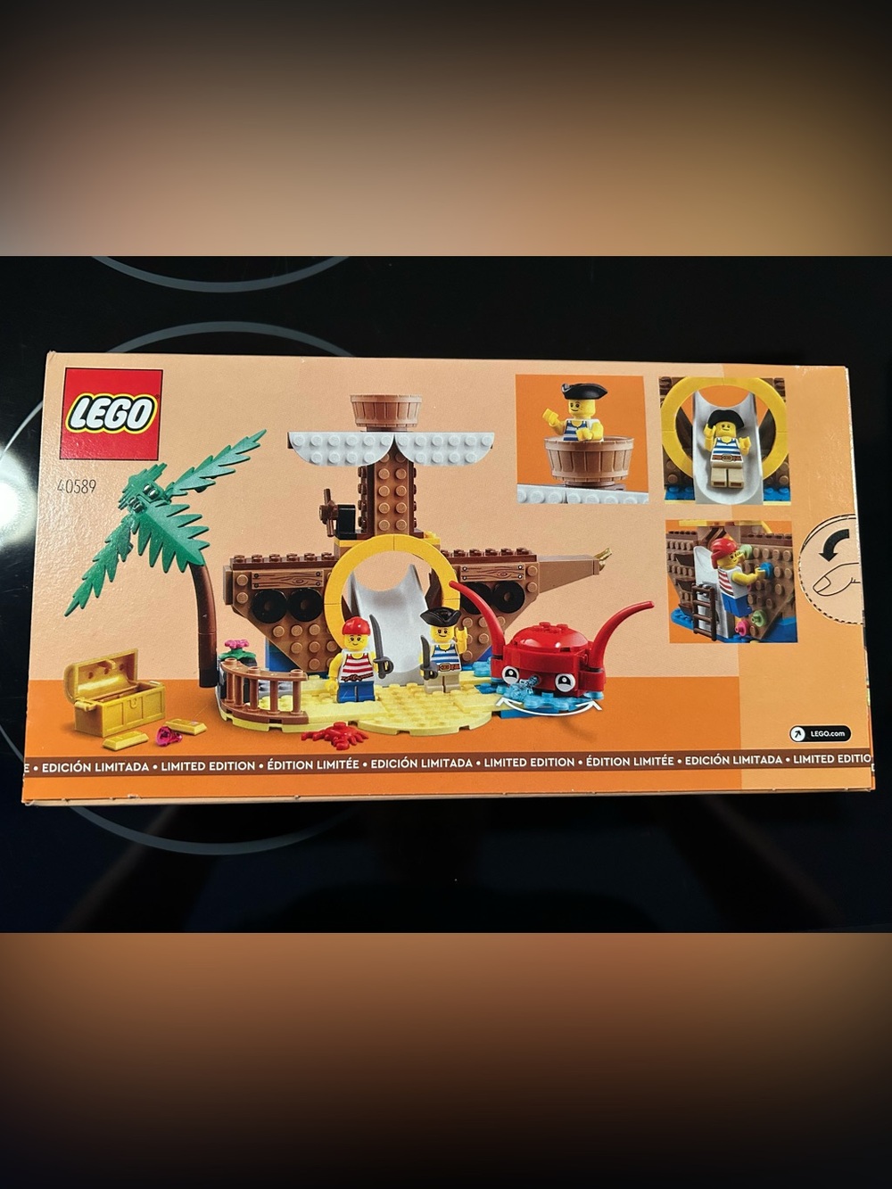 LEGO Pirate Ship Playground Set 40589 NRFB - Picture 2 of 5